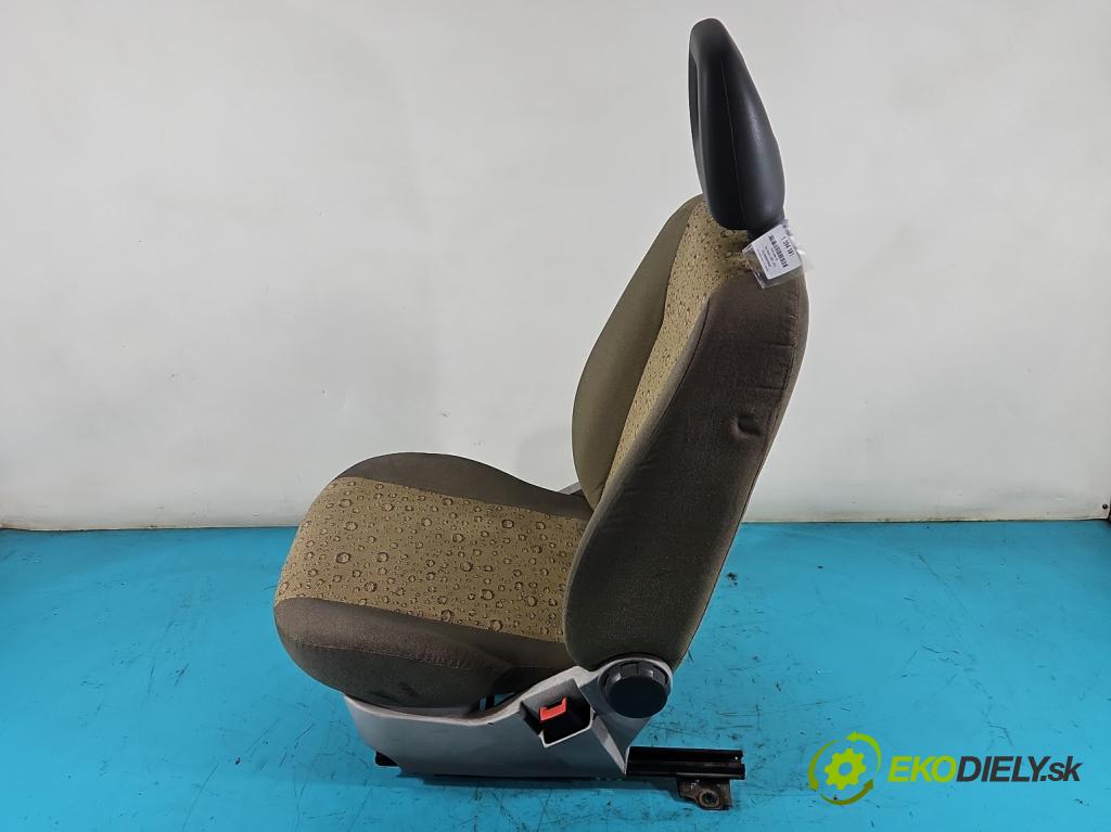 Fiat Panda II 2003-2012 1.1 54 HP manual 40 kW 1108 cm3 5- Sedačka pravý  (Sedačky, sedadlá)