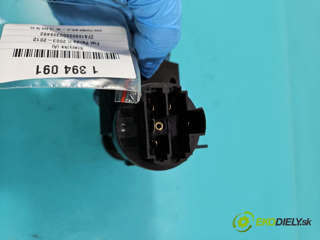 Fiat Panda II 2003-2012 1.1 54 HP manual 40 kW 1108 cm3 5- Spínačka 00468453610 (Spínacie skrinky a kľúče)