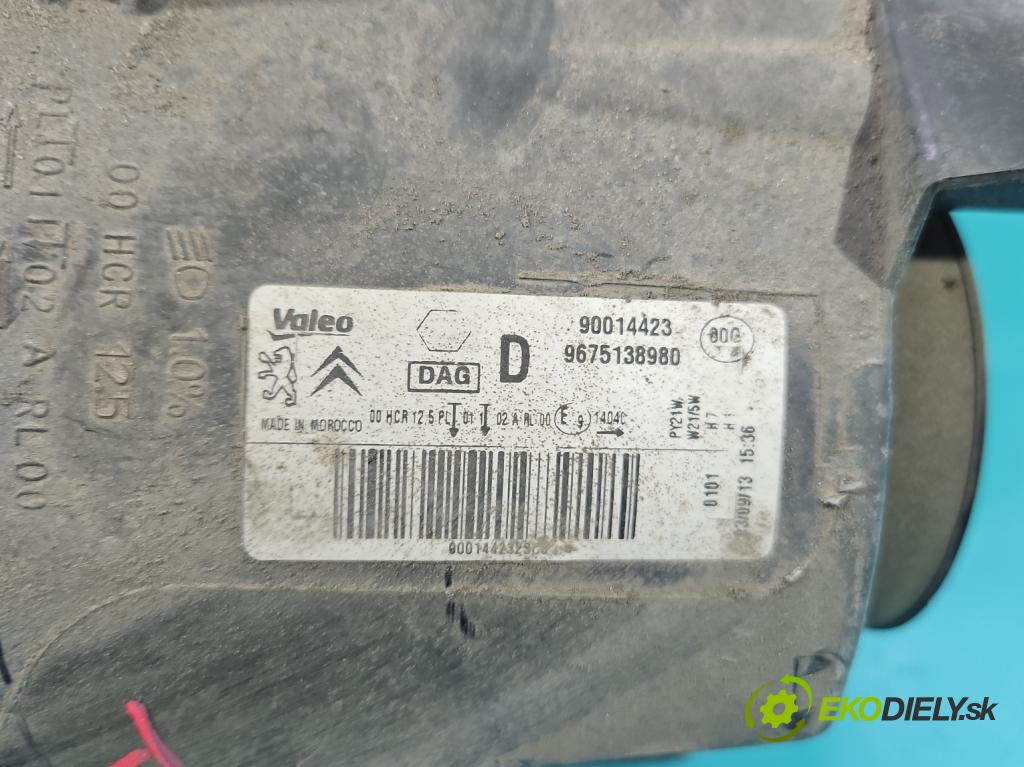 Peugeot 301 1.6 16V 116 HP manual 85 kW 1587 cm3 4- Reflektor: pravý 9675138980 (Pravé)