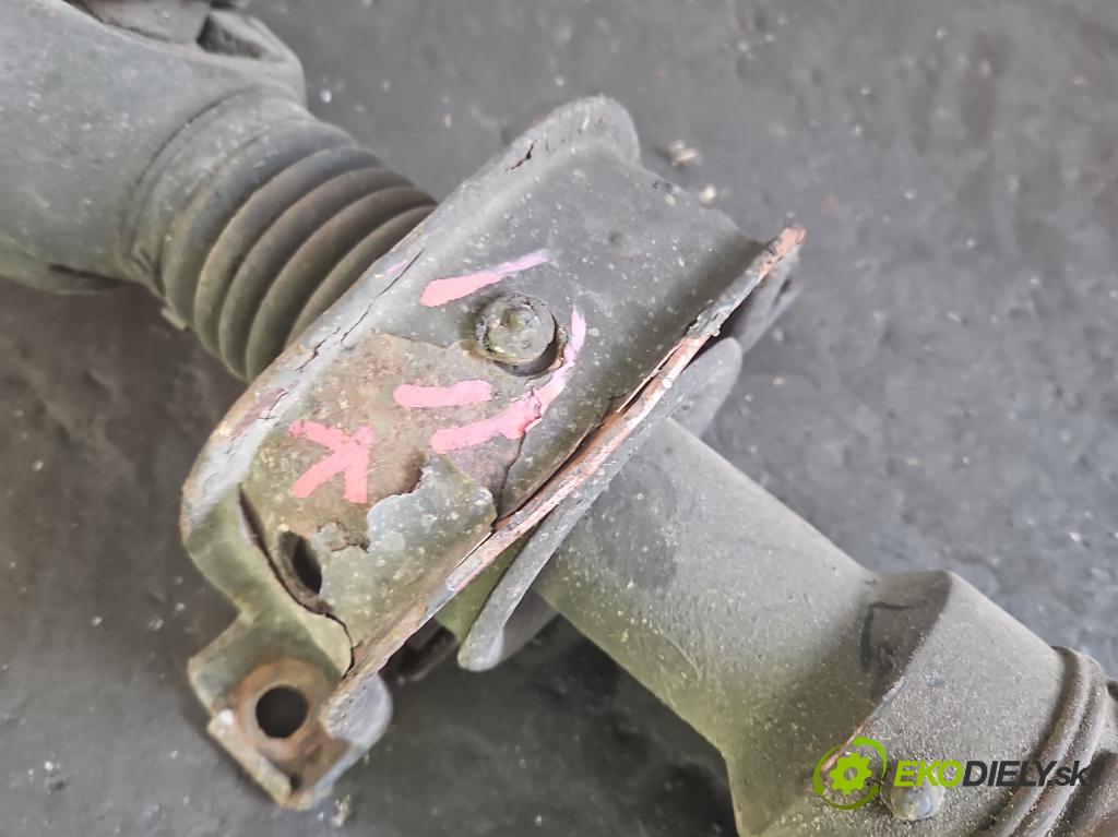 Iveco Daily IV 2006-2014 3.0 HPI 145 HP manual 107 kW 2998 cm3 2- Hřídel: zadné  (Kardaňový hriadeľ)