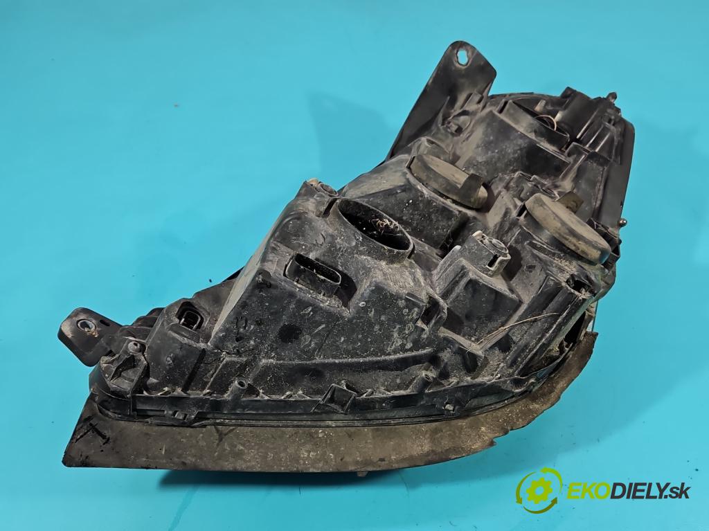 Iveco Daily IV 2006-2014 3.0 HPI 145 HP manual 107 kW 2998 cm3 2- Reflektor: pravý (Pravé)