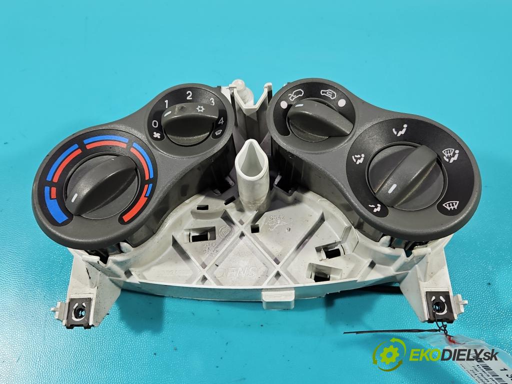 Fiat Panda II 2003-2012 1.1 54 HP manual 40 kW 1108 cm3 5- panel kúrenia 