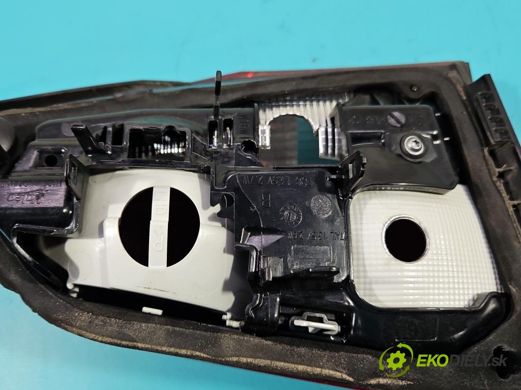 Opel Astra V  2015- 1.6 cdti 110 HP manual 81 kW 1598 cm3 5- svetlo / reflektor zadné pravé 39077379 (Ostatné)