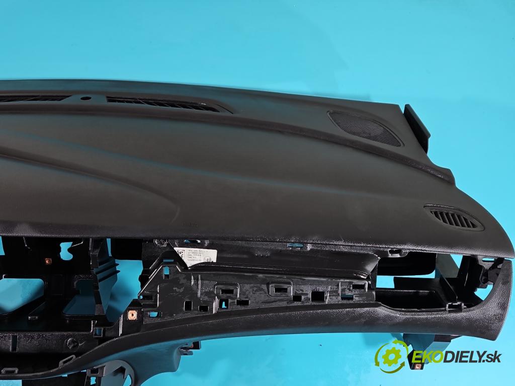 Opel Astra V  2015- 1.6 cdti 110 HP manual 81 kW 1598 cm3 5- kokpit,pristrojová doska rozdeľovacia
