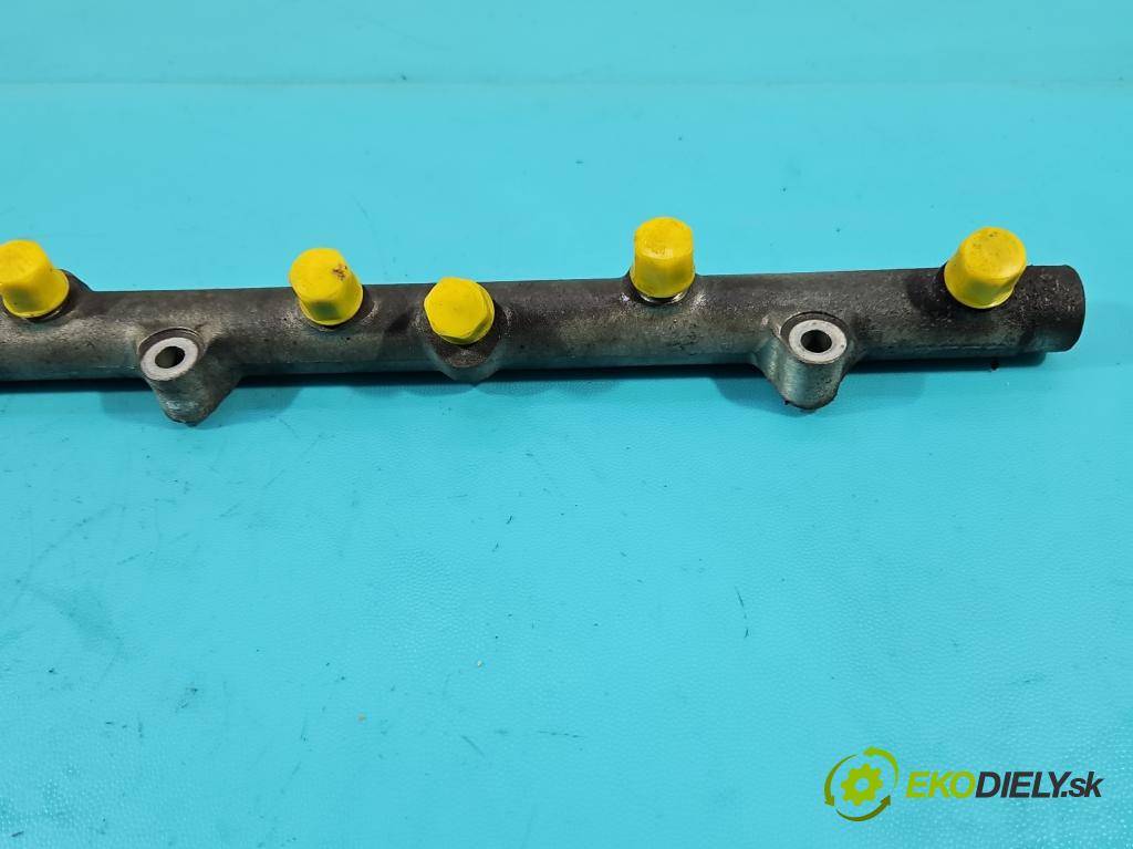 Bmw X5 E53 1999-2006 3.0d 184hp automatic 135 kW 2993 cm3 5- lišta vstrekovacia 0445216002 (Vstrekovacie lišty)