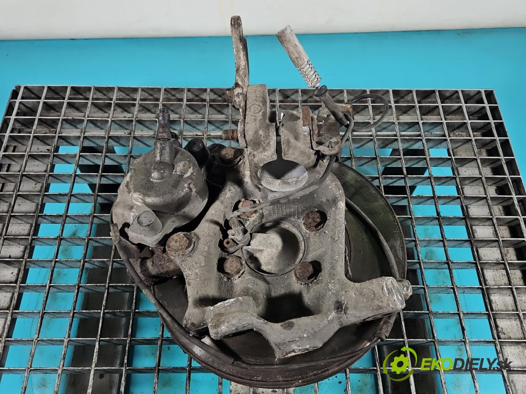 Bmw 5 E39 1996-2003 2.0 R6 (M52) 150 HP manual 110 kW 1991 cm3 4- náboj ľavé  (Náboje)