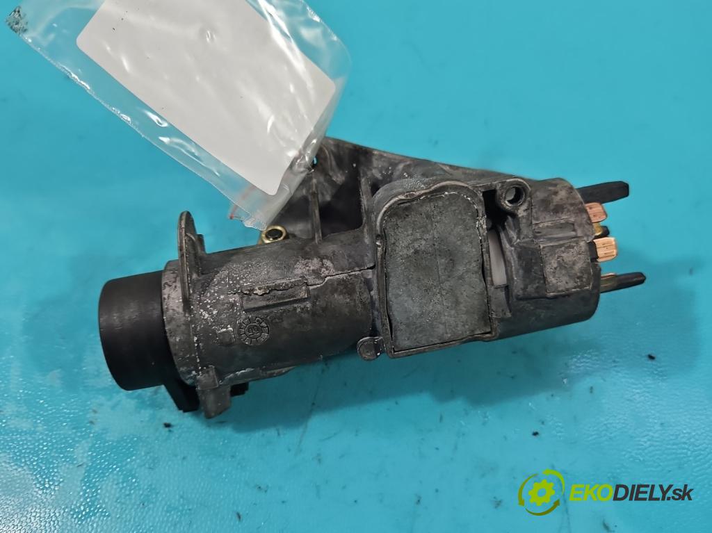 Seat Toledo II 1998-2004 1.8 20V 125 HP manual 92 kW 1781 cm3 4- Spínačka 4B0905851C (Spínacie skrinky a kľúče)