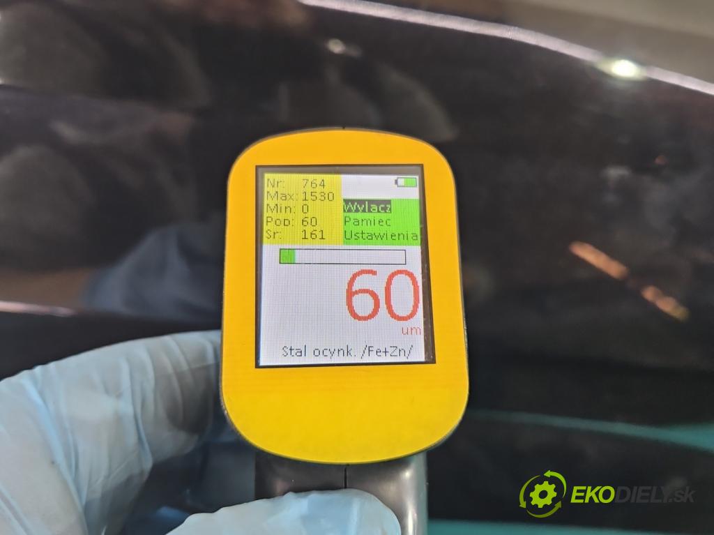 Opel Signum 3.0 ctdi: 177 hp manual 130 kW 2959 cm3 5- blatnik přední pravý (Ostatné)
