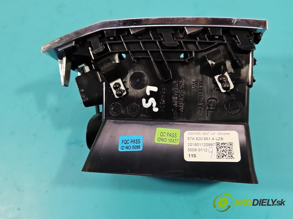 Skoda Karoq 2017- 2.0 tdi 150 HP automatic 110 kW 1968 cm3 5- Mřížka: kúrenia stredová 57A820951A (Mriežky kúrenia (fukáre))