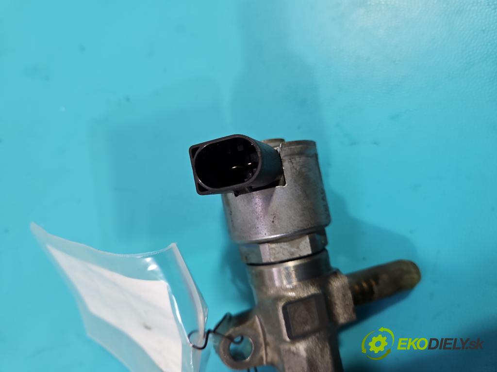 Skoda Karoq 2017- 2.0 tdi 150 HP automatic 110 kW 1968 cm3 5- lišta vstrekovacia 04L089G (Vstrekovacie lišty)