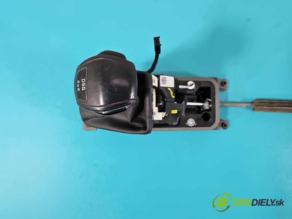 Skoda Karoq 2017- 2.0 tdi 150 HP automatic 110 kW 1968 cm3 5- Páka: Změny: stupeň,rýchlosť 5Q1713023BJ (Rýchlostné páky / kulisy)