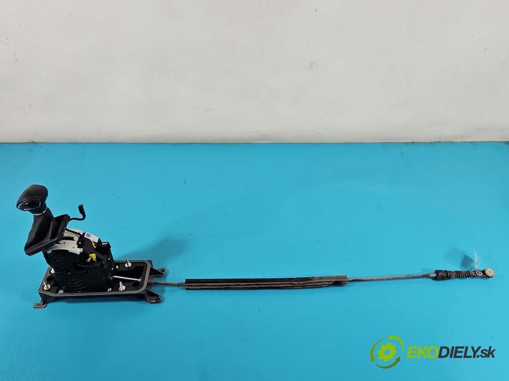 Skoda Karoq 2017- 2.0 tdi 150 HP automatic 110 kW 1968 cm3 5- Páka: Změny: stupeň,rýchlosť 5Q1713023BJ (Rýchlostné páky / kulisy)