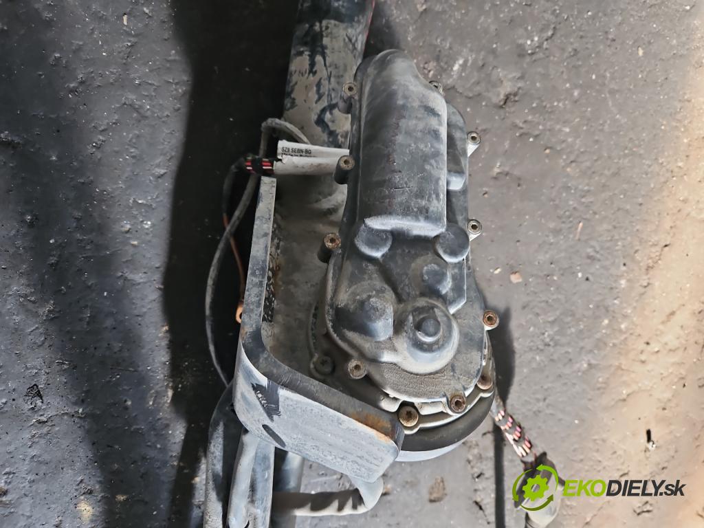 Skoda Karoq 2017- 2.0 tdi 150 HP automatic 110 kW 1968 cm3 5- Hák: vlečení: 57A803880A (Ťažné zariadenia)