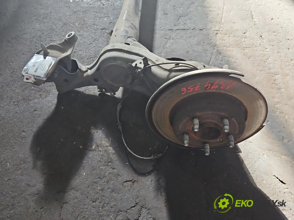 Opel Astra V  2015- 1.6 cdti 110 hp manual 81 kW 1598 cm3 5- zadní výztuha  (Výztuhy zadní)