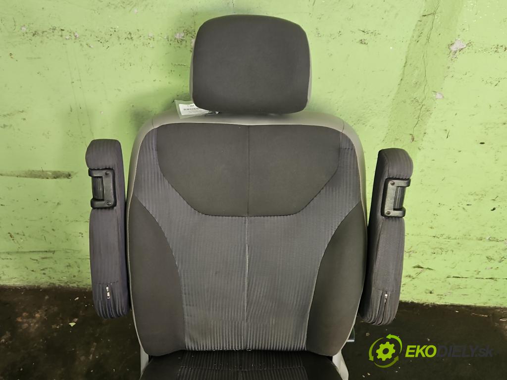 Opel Vivaro 2001-2014 2.0 cdti 114 HP manual 84 kW 1995 cm3 5- Sedačka ľavý  (Sedačky, sedadlá)