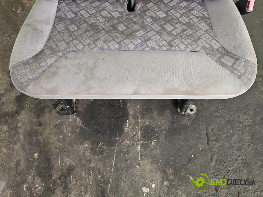 Opel Vivaro 2001-2014 2.0 cdti 114 HP manual 84 kW 1995 cm3 5- Sedačka pravý  (Sedačky, sedadlá)