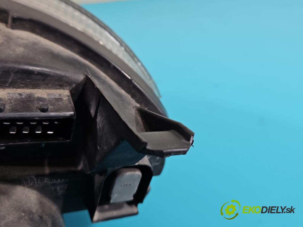 Citroen C8 2002-2014 2.0 16V 140 HP automatic 103 kW 1997 cm3 5- Reflektor: pravý 89006368 (Pravé)