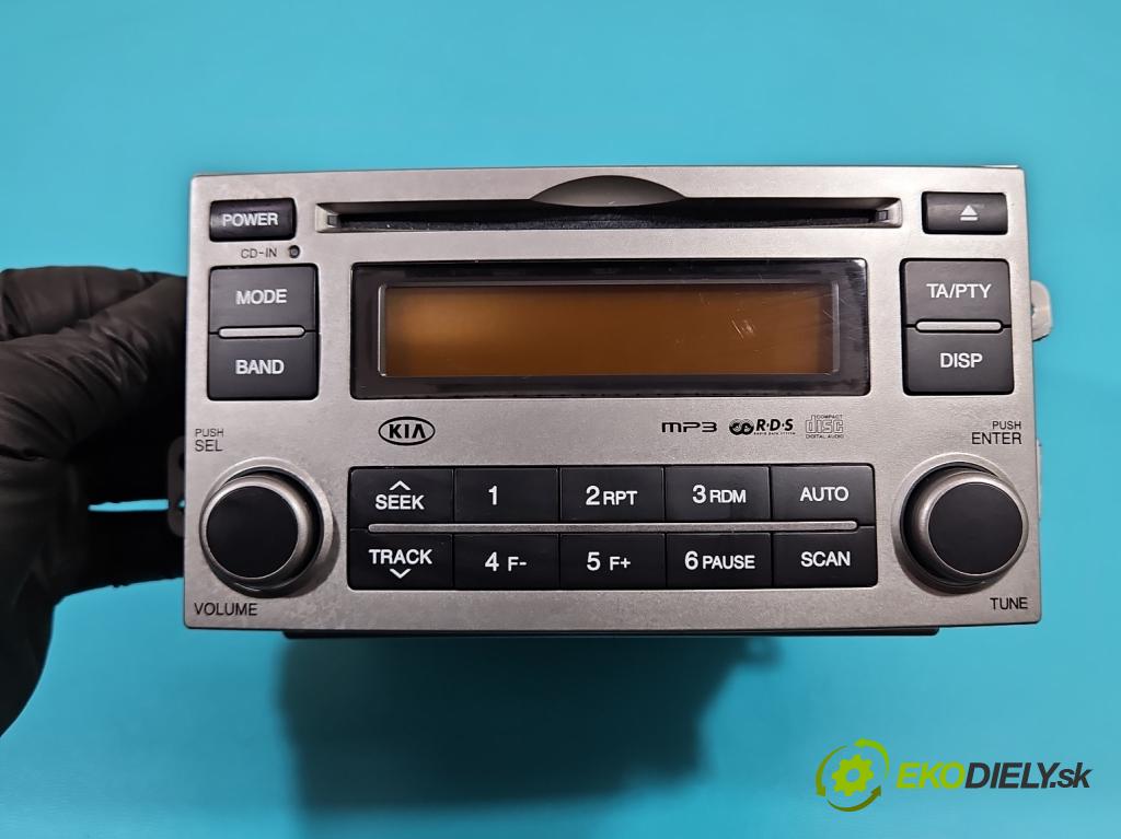 Kia Carens III  2006-2013 2.0 16V 144 HP manual 106 kW 1998 cm3 5- Radio originál HN445-UN