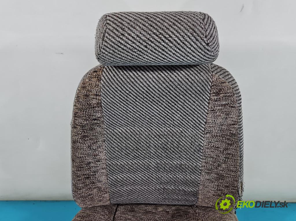 Peugeot 305 1.5 karburátor: 68 HP manual 50 kW 1472 cm3 5- Sedačka ľavý  (Sedačky, sedadlá)