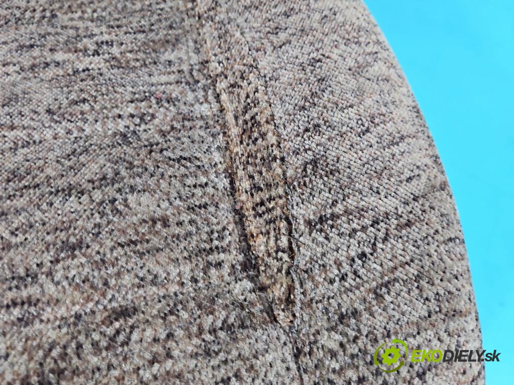 Peugeot 305 1.5 karburátor: 68 HP manual 50 kW 1472 cm3 5- Sedačka ľavý  (Sedačky, sedadlá)