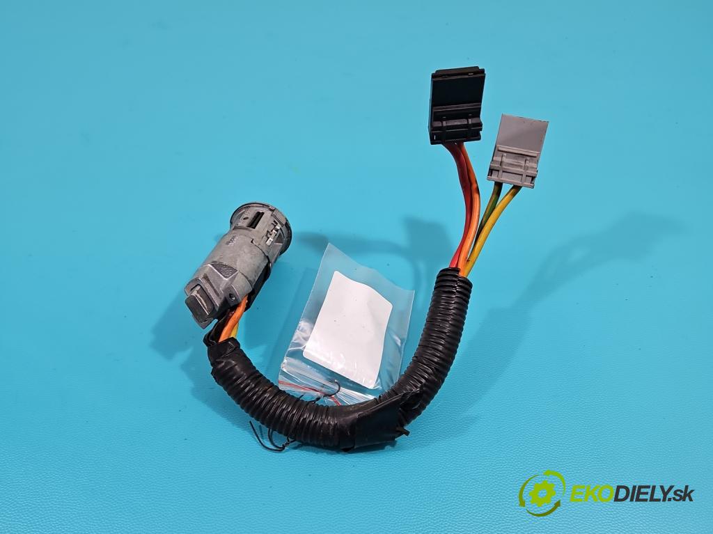 Opel Vivaro 2001-2014 2.0 cdti 114 HP manual 84 kW 1995 cm3 5- Spínačka  (Spínacie skrinky a kľúče)