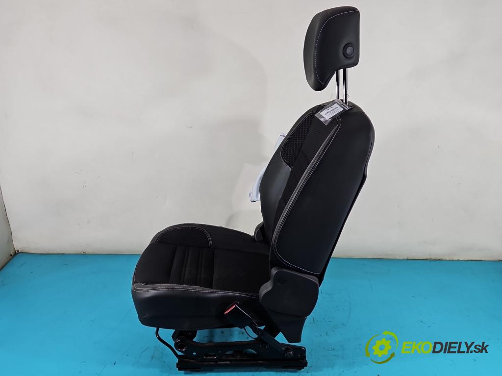 Renault Scenic III 2009-2016 1.6 dci 131 HP manual 96 kW 1598 cm3 5- Sedačka pravý  (Sedačky, sedadlá)