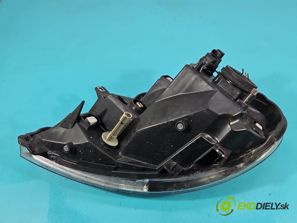 Opel Vivaro 2001-2014 2.0 cdti 114 HP manual 84 kW 1995 cm3 5- Reflektor: pravý  (Pravé)