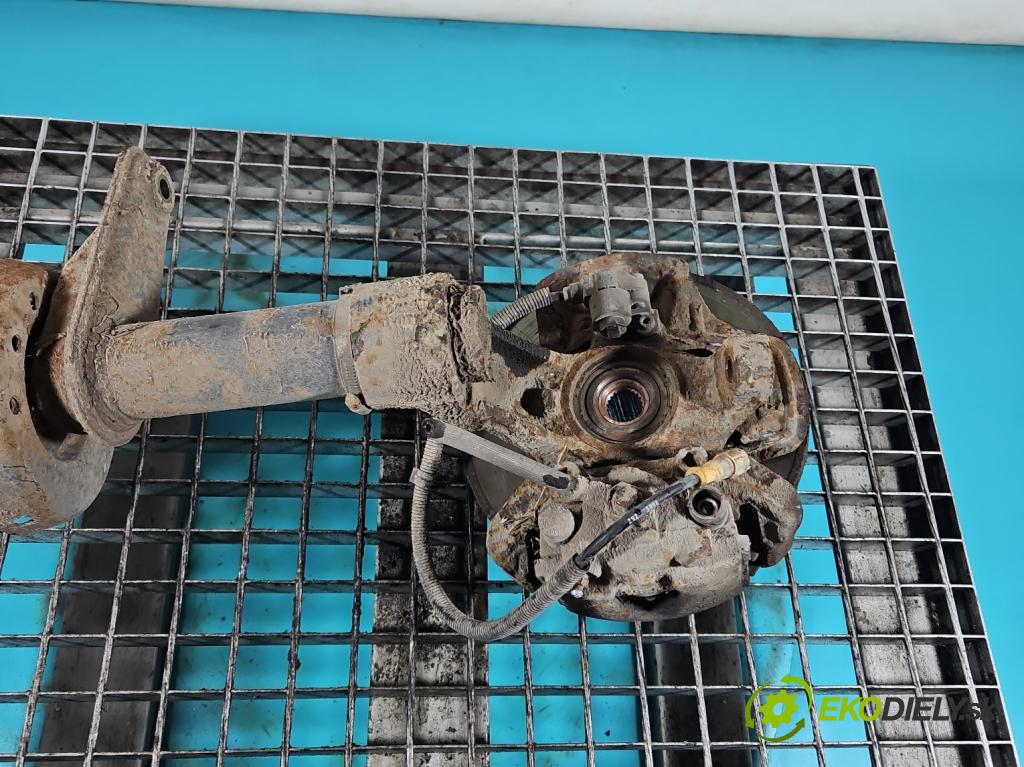 Opel Astra I 1991-2002 1.6 75 HP manual 55 kW 1598 cm3 5- náboj pravé  (Náboje)