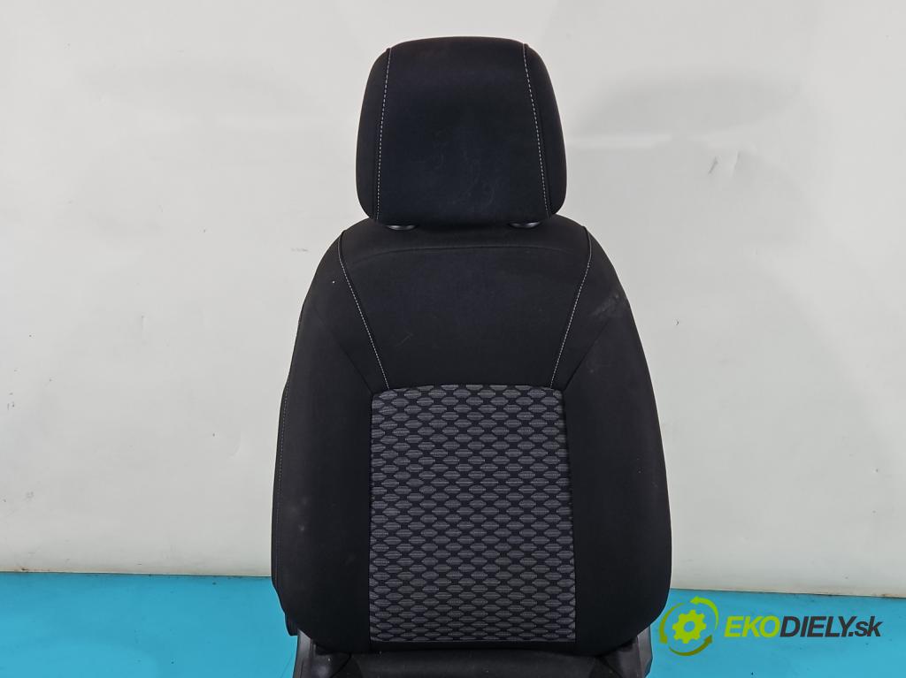 Opel Astra V  2015- 1.6 cdti 110 HP manual 81 kW 1598 cm3 5- Sedačka pravý  (Sedačky, sedadlá)