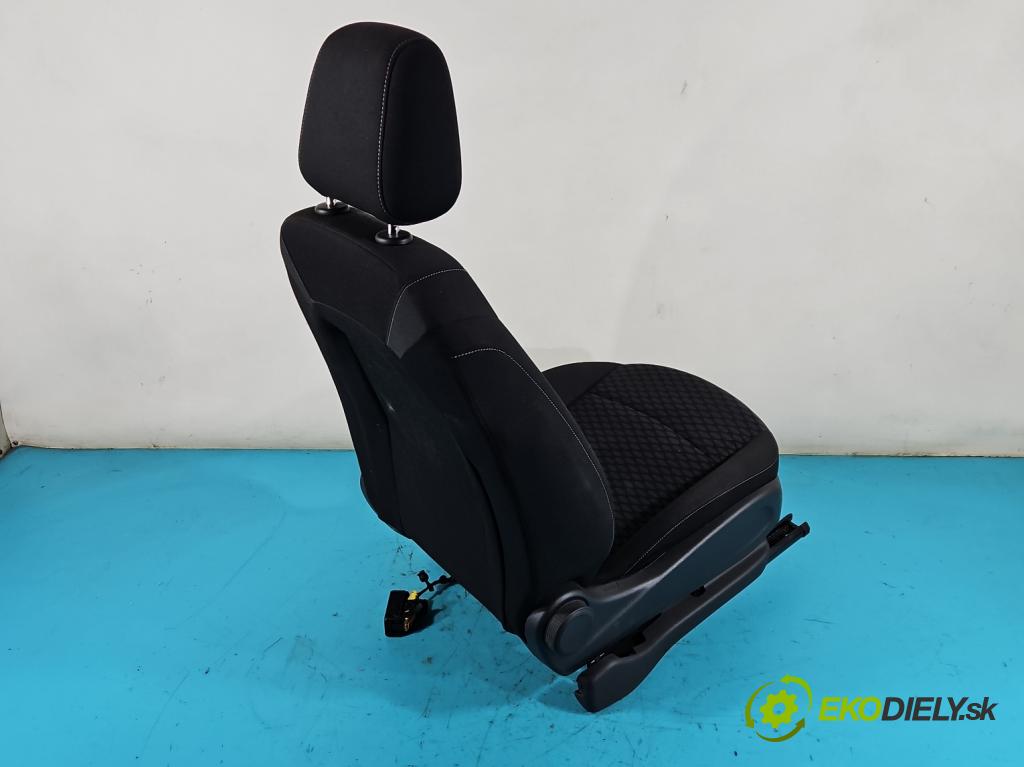 Opel Astra V  2015- 1.6 cdti 110 HP manual 81 kW 1598 cm3 5- Sedačka pravý  (Sedačky, sedadlá)