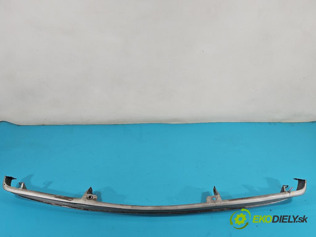 Peugeot 305 1.5 karburátor: 68 hp manual 50 kW 1472 cm3 5- stěna přední  (Výztuhy přední)