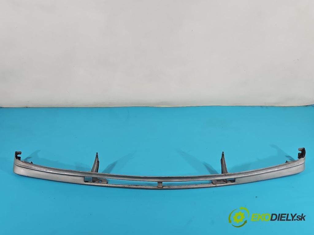 Peugeot 305 1.5 karburátor: 68 hp manual 50 kW 1472 cm3 5- stěna přední  (Výztuhy přední)