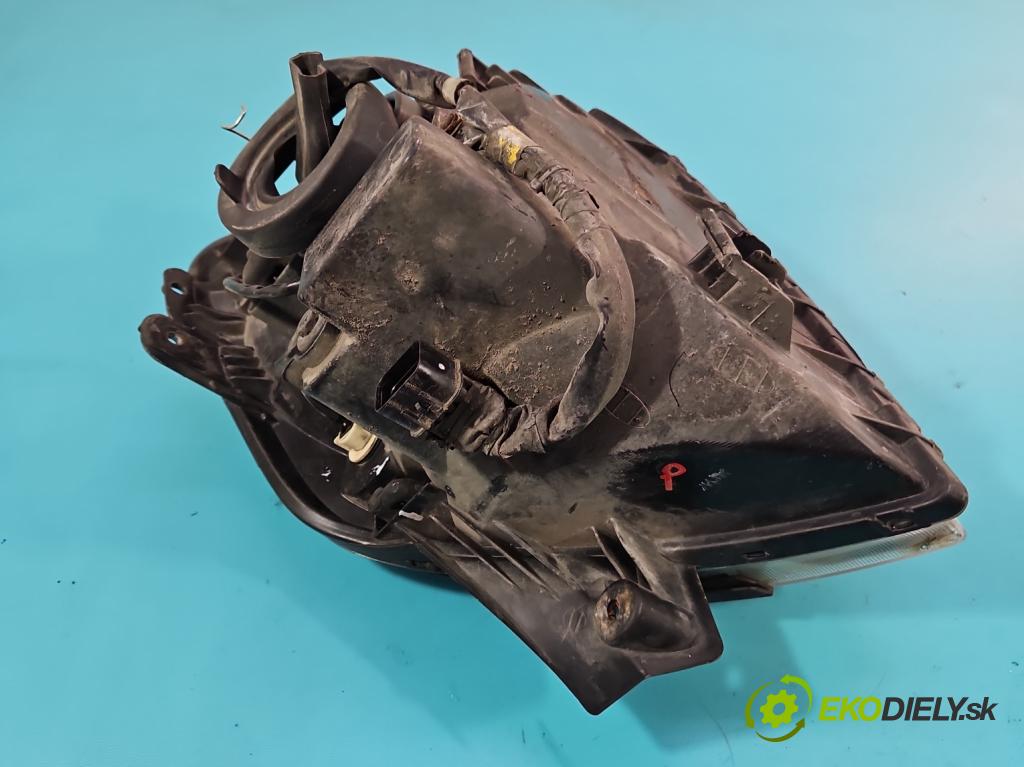 Kia Picanto I 2003-2011 1.0 61 HP manual 44,5 kW 999 cm3 5- Reflektor: pravý  (Pravé)