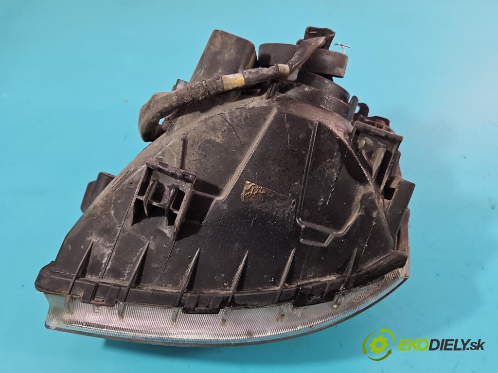 Kia Picanto I 2003-2011 1.0 61 HP manual 44,5 kW 999 cm3 5- Reflektor: pravý  (Pravé)