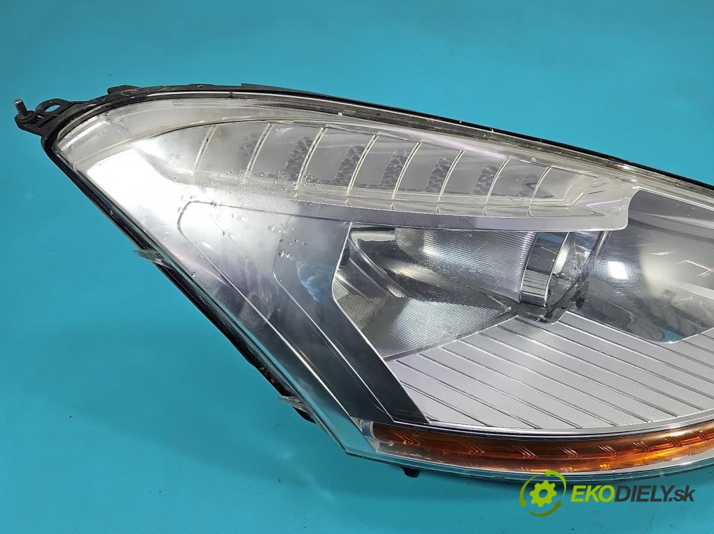 Citroen C4 Grand picasso I 2006-2013 1.6 16V 120 HP manual 88 kW 1598 cm3 5- Reflektor: pravý  (Pravé)