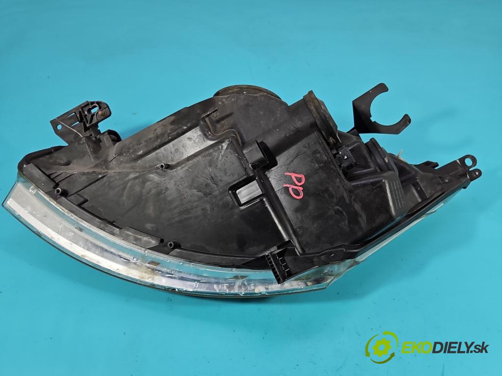 Citroen C4 Grand picasso I 2006-2013 1.6 16V 120 HP manual 88 kW 1598 cm3 5- Reflektor: pravý  (Pravé)