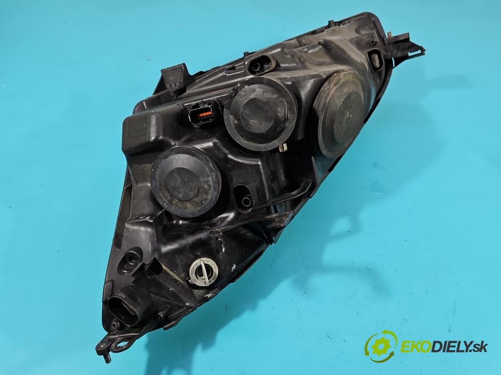 Citroen C4 Grand picasso I 2006-2013 1.6 16V 120 HP manual 88 kW 1598 cm3 5- Reflektor: pravý  (Pravé)