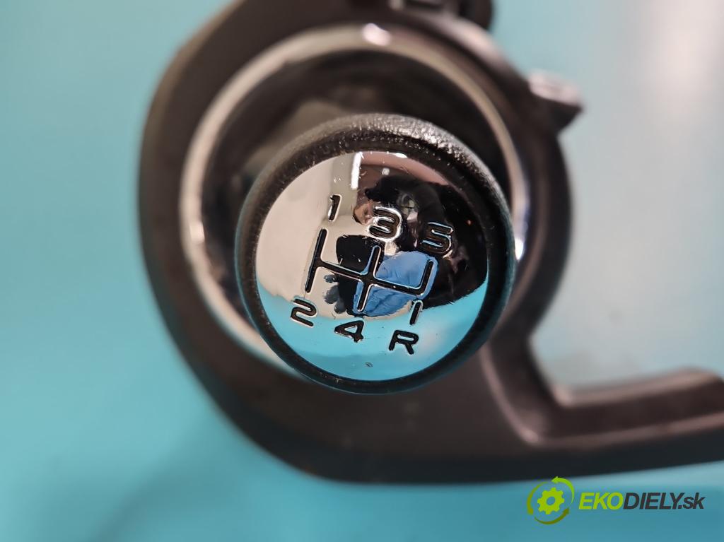 Citroen C4 Grand picasso I 2006-2013 1.6 16V 120 HP manual 88 kW 1598 cm3 5- Páka: Změny: stupeň,rýchlosť  (Rýchlostné páky / kulisy)