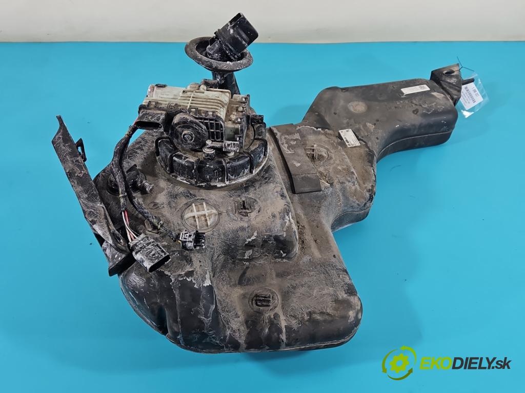 Seat Alhambra II 2010-2020 2.0 tdi 177 HP automatic 130 kW 1968 cm3 5- Nádrž: AdBlue: 7N0131877H