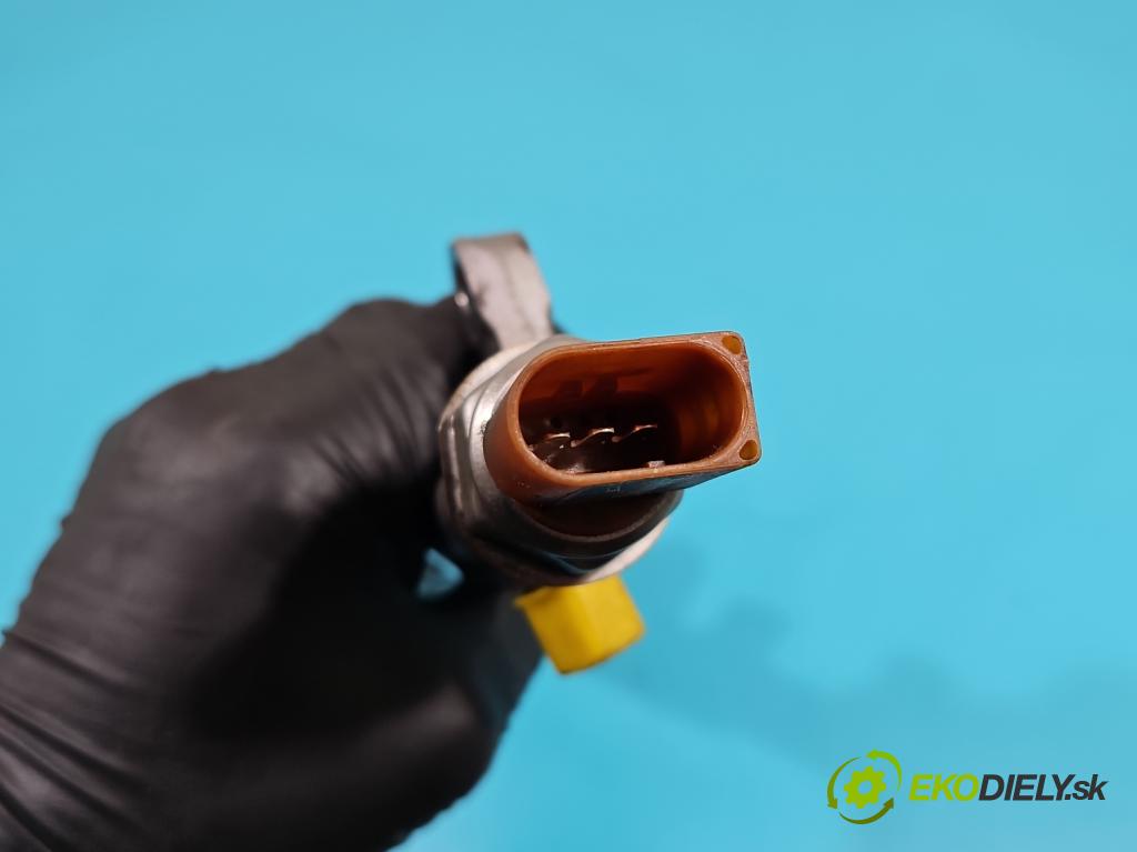 Seat Alhambra II 2010-2020 2.0 tdi 177 HP automatic 130 kW 1968 cm3 5- lišta vstrekovacia 03L130089J (Vstrekovacie lišty)