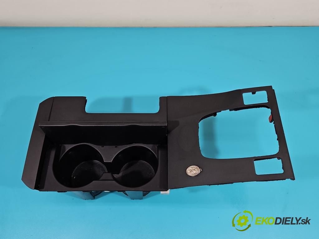 Honda Accord VIII 2008-2015 2.0 VTEC 156 HP automatic 115 kW 1997 cm3 4- Rukojeť: na nápoje: 83410-TL0-G0-G1 (Úchyty, držiaky na nápoje)