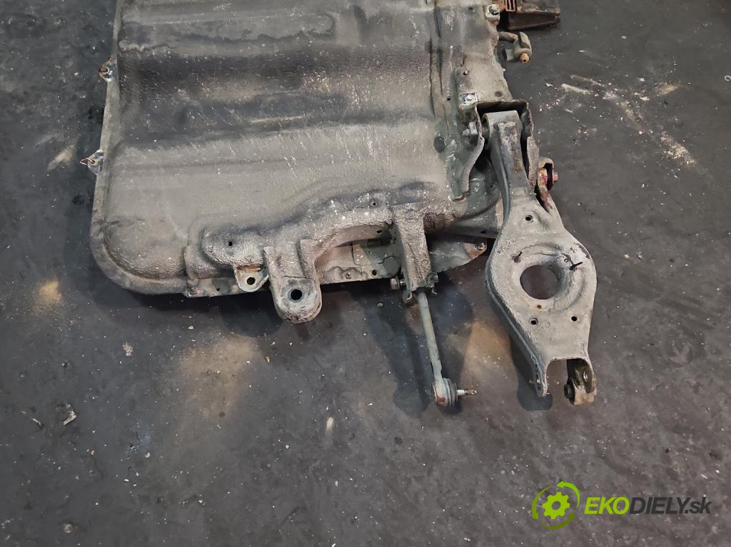 Kia Carens III  2006-2013 2.0 16V 144 hp manual 106 kW 1998 cm3 5- Nádrž: paliva  (Nádrže)