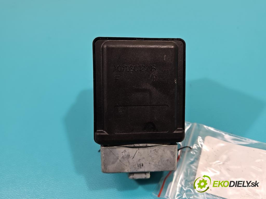 Renault Scenic III 2009-2016 1.6 dci 131 HP manual 96 kW 1598 cm3 5- Blokáda: řízení: 487004399R (Ostatné)