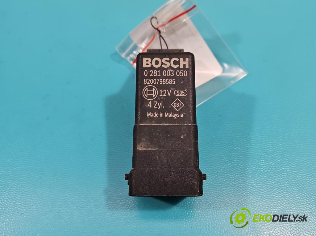 Renault Scenic III 2009-2016 1.6 dci 131 HP manual 96 kW 1598 cm3 5- Relé: svíčky: zařicích: 0281003050 (Relé)