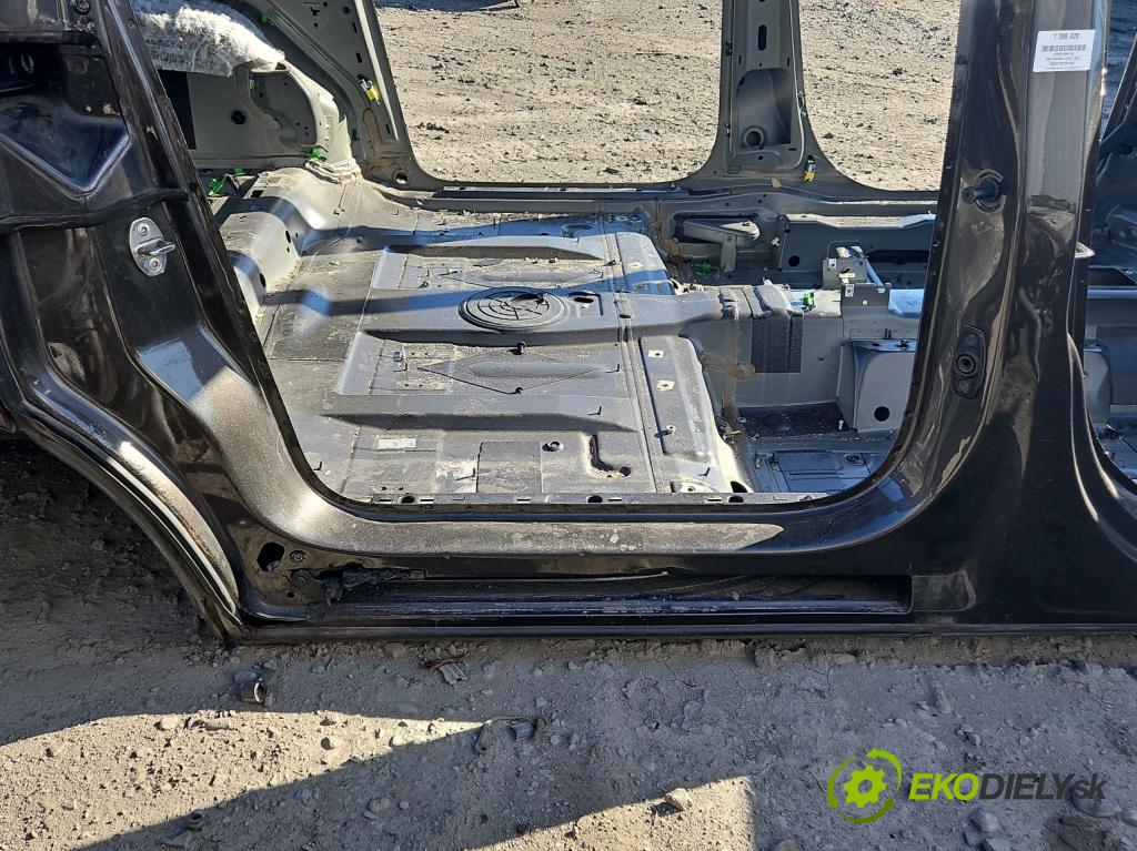 Seat Alhambra II 2010-2020 2.0 tdi 177 hp automatic 130 kW 1968 cm3 5- práh pravý  (Ostatní)