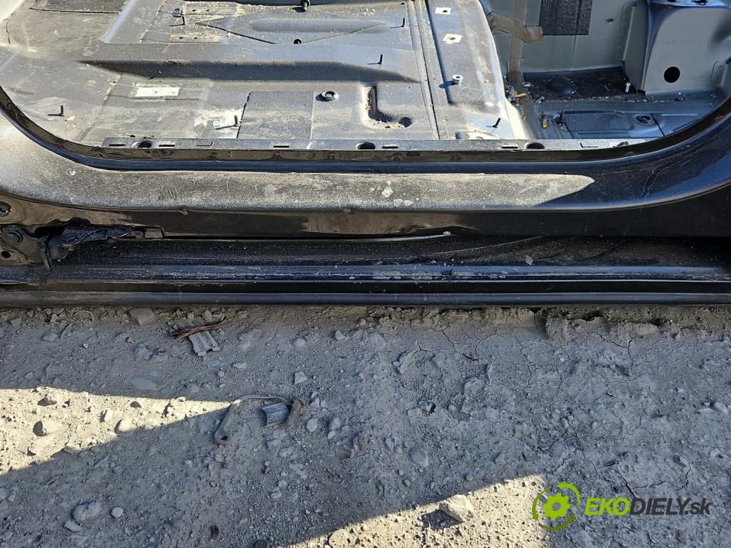 Seat Alhambra II 2010-2020 2.0 tdi 177 hp automatic 130 kW 1968 cm3 5- práh pravý  (Ostatní)