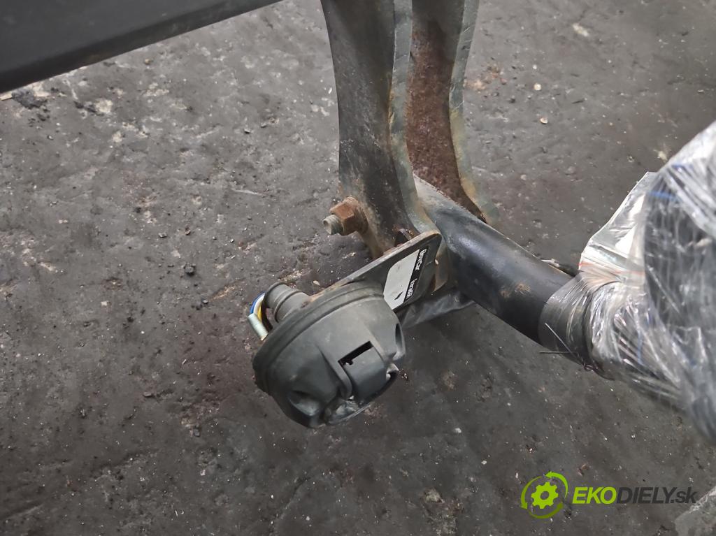 Renault Scenic III 2009-2016 1.6 dci 131 hp manual 96 kW 1598 cm3 5- oko tažné  (Tažná zařízení)