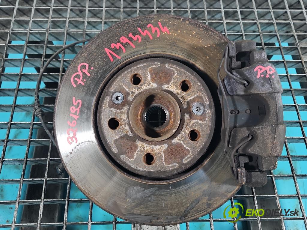 Renault Scenic III 2009-2016 1.6 dci 131 HP manual 96 kW 1598 cm3 5- náboj pravé  (Náboje)