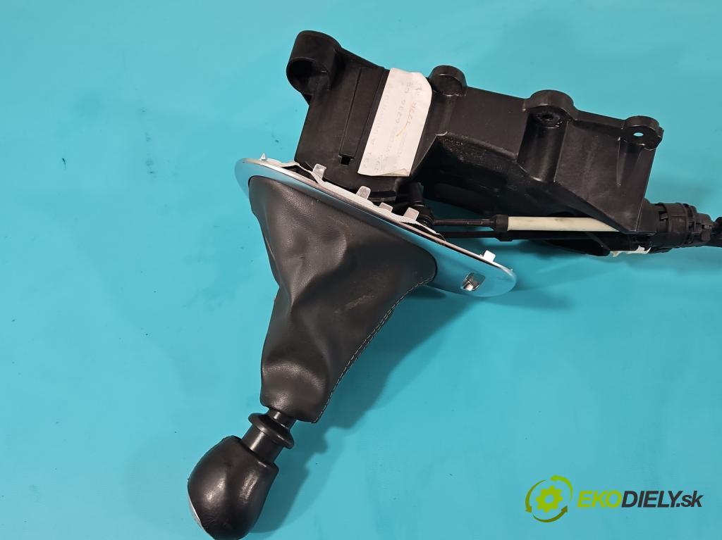 Renault Scenic III 2009-2016 1.6 dci 131 HP manual 96 kW 1598 cm3 5- Páka: Změny: stupeň,rýchlosť 8200736236 (Rýchlostné páky / kulisy)