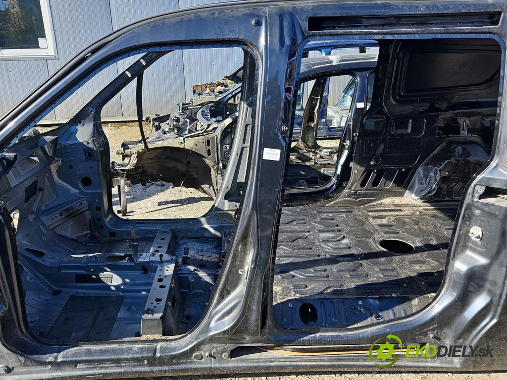 Opel Combo D 2011-2018 1.6 cdti 105 hp manual 77 kW 1598 cm3 5- práh levý  (Ostatní)